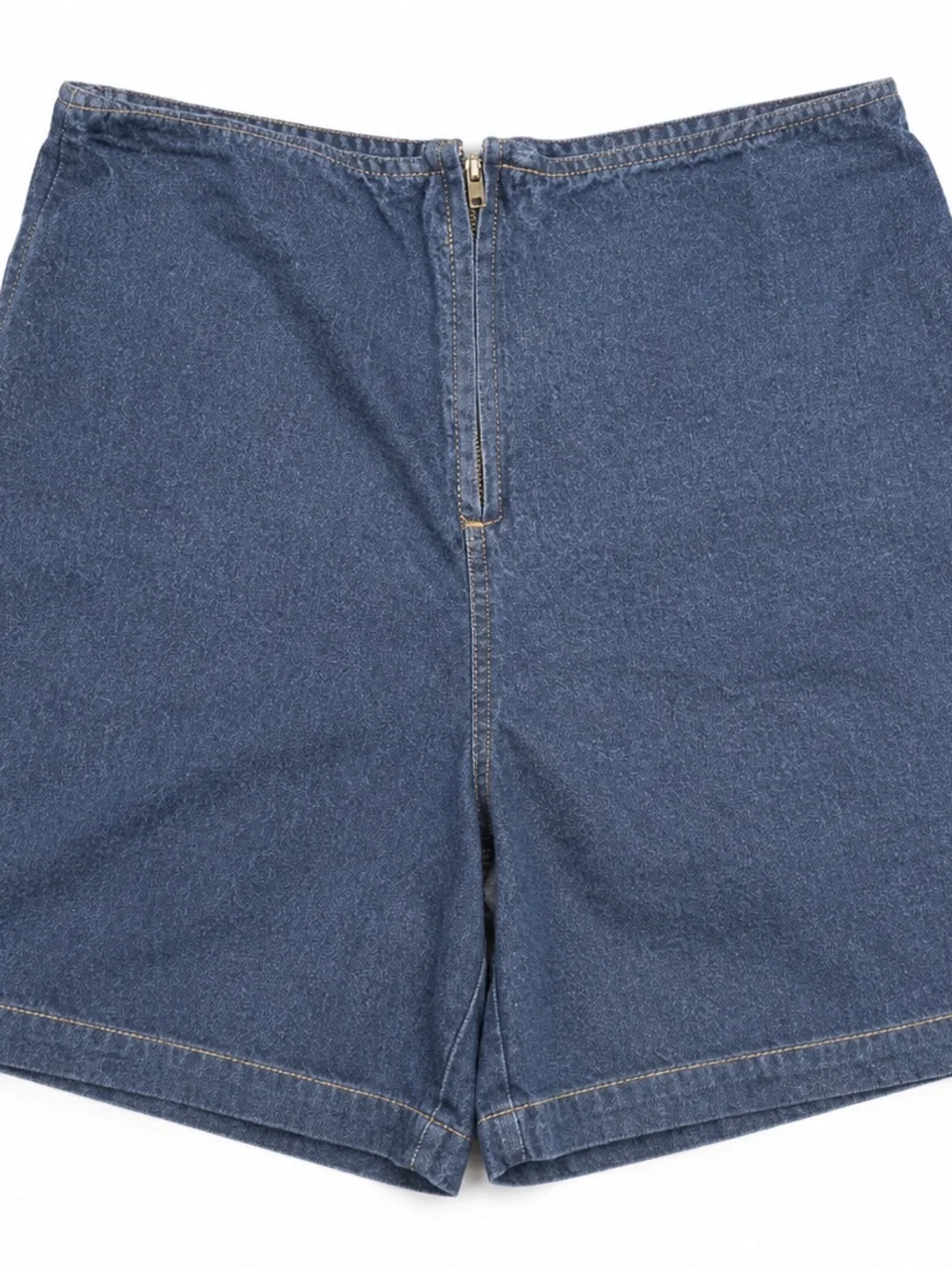 PrettyLittleThing Denim Halter Top & High-Waisted Shorts Set – US Size 2